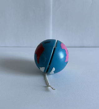 This is my fourth primitive object, a globe shaped yoyo.