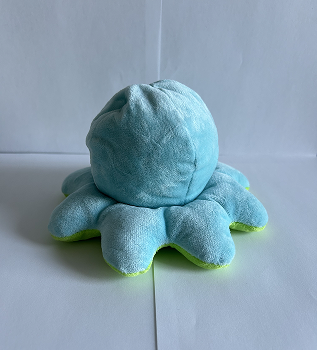 Side view of my third complex object, a plush octopus.